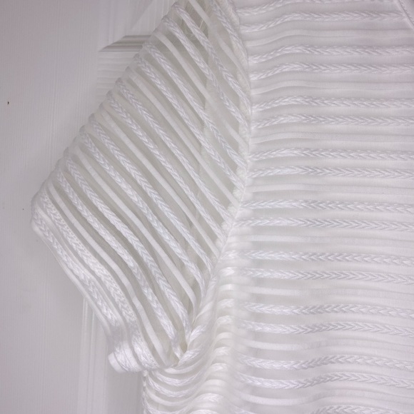 Calvin Klein Stretch Textured Short Sleeve Shirt - Picture 8 of 9